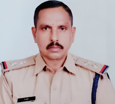  എആര്‍ ക്യാമ്പ് എസ്ഐ തൂങ്ങി മരിച്ച നിലയില്‍